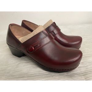 NEW Dansko Red Leather Clog Sz 37